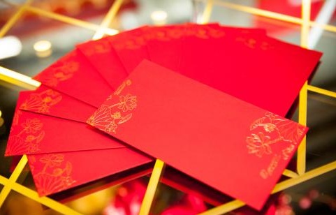 孩過年收兩萬紅包秒殺父母年終獎，孩子紅包你會怎么處理？——安穎心理蔡宋華接受惠州電視臺采訪